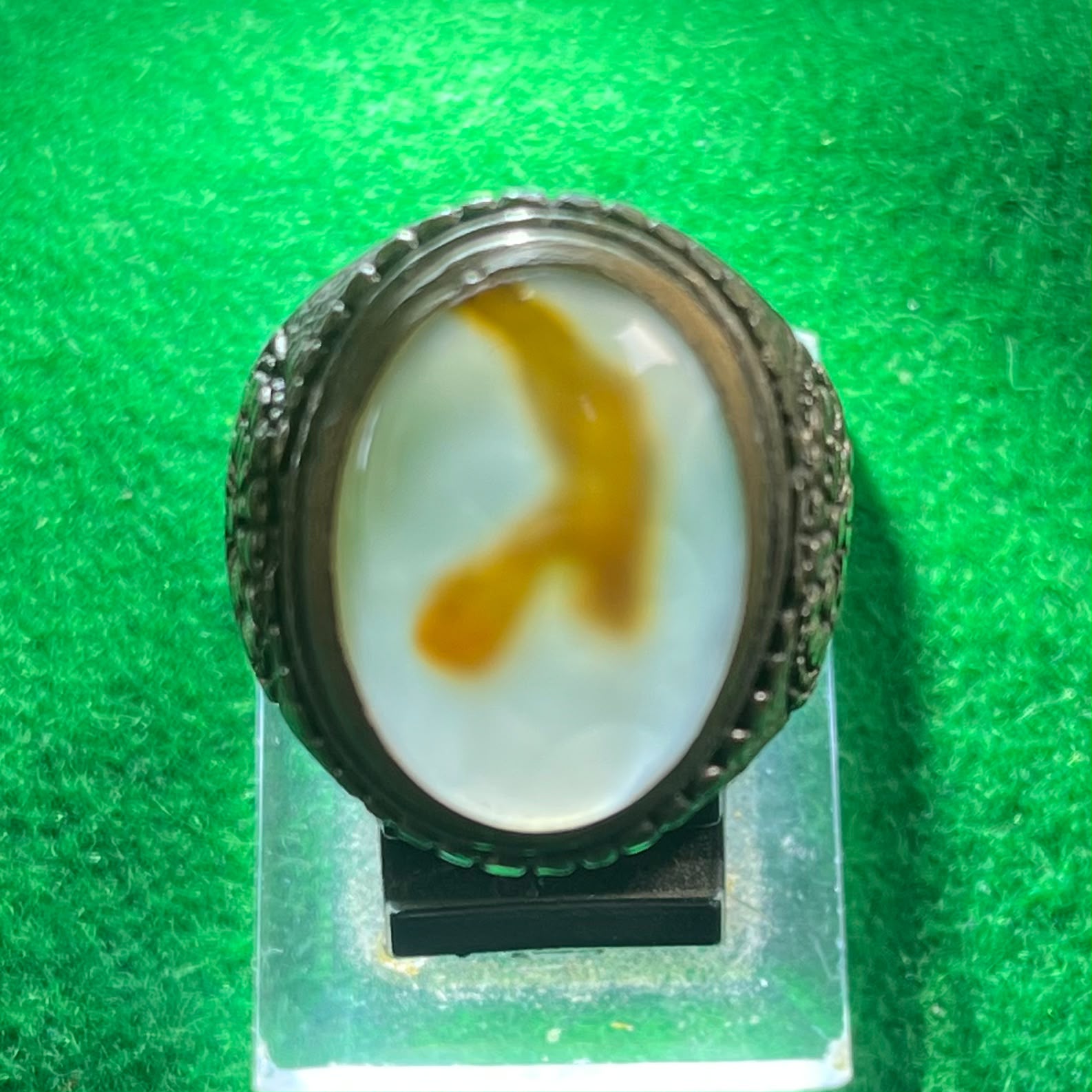 Batu Akik Motif Karang Emas