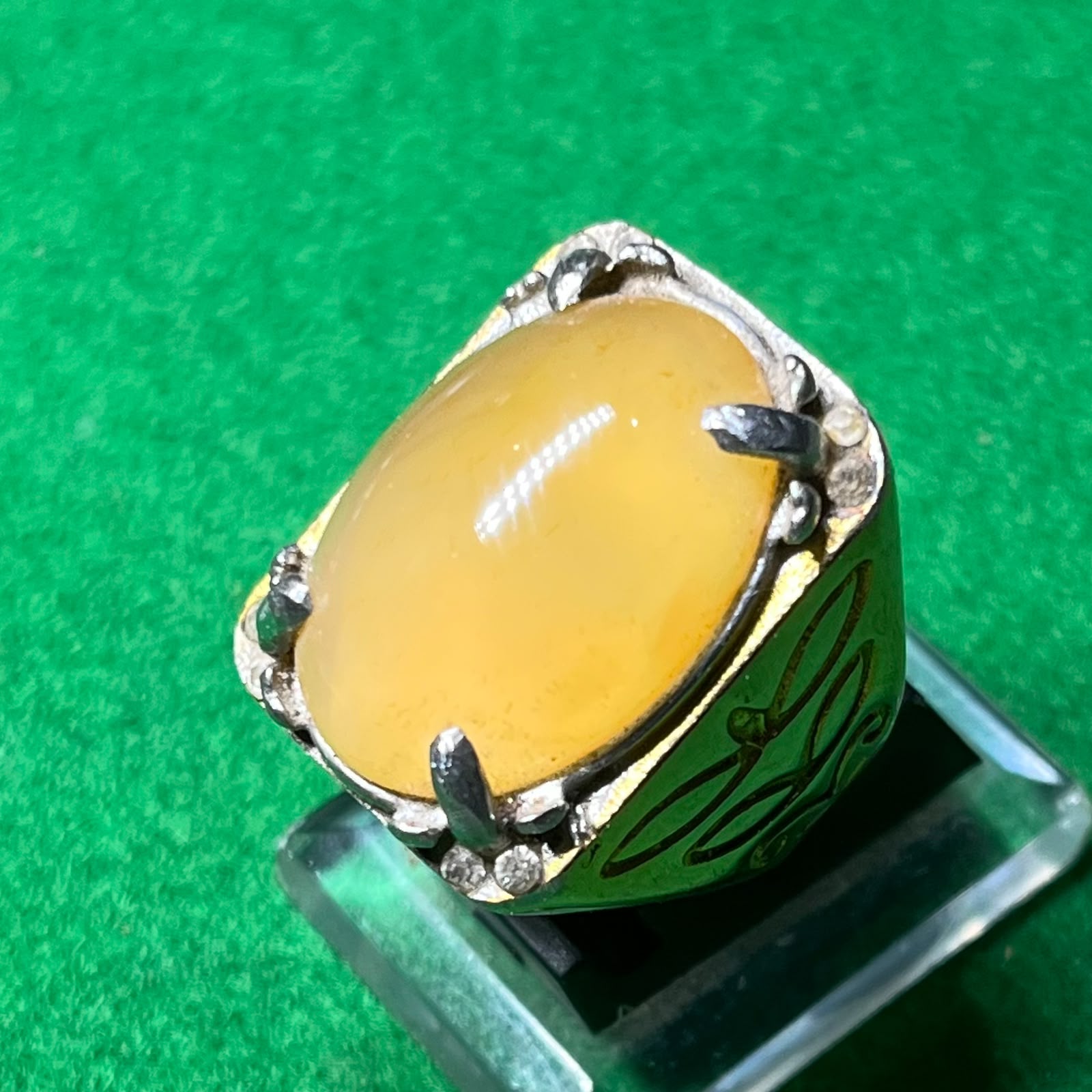 Batu Akik Yellow Sunkis Chalcedony