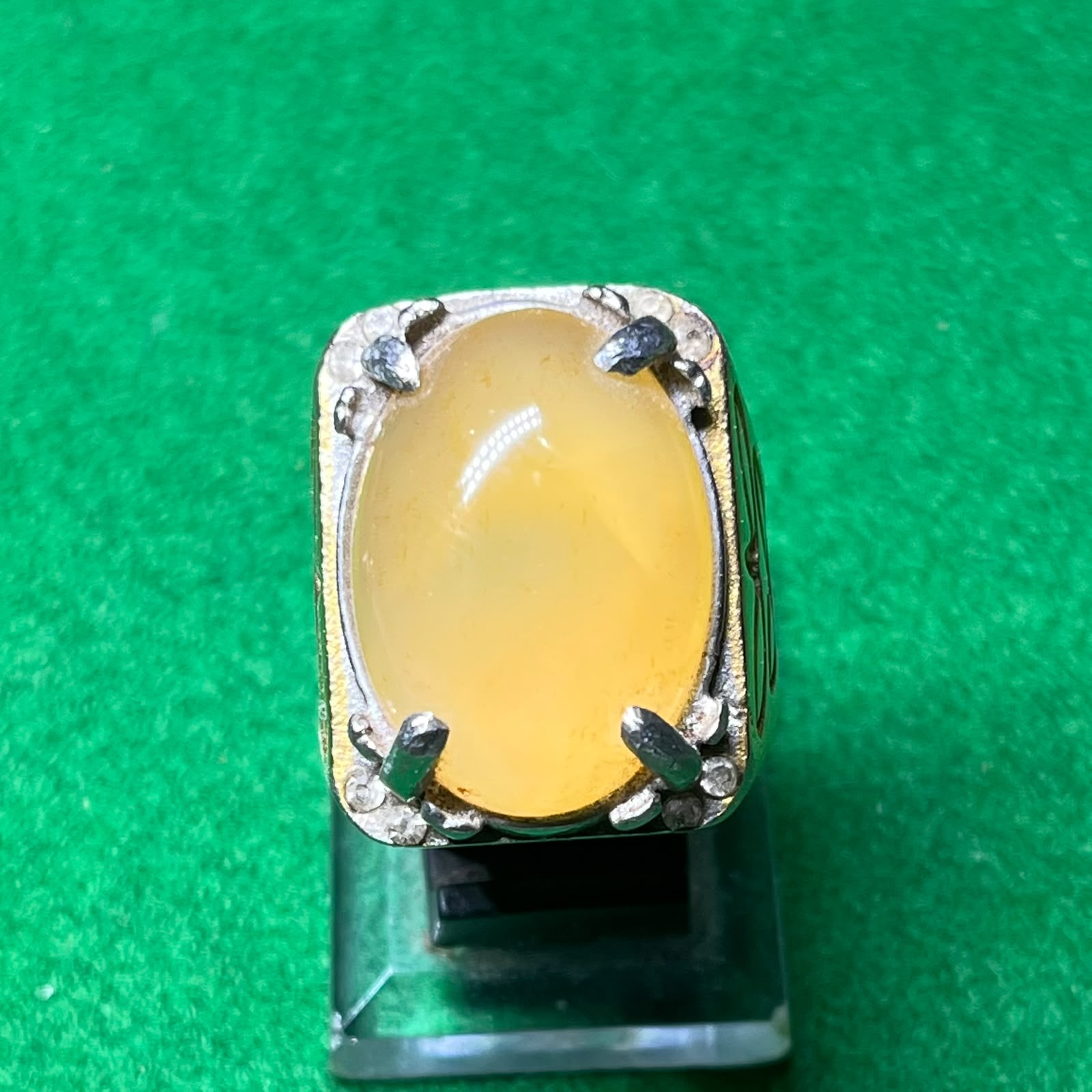Batu Akik Yellow Sunkis Chalcedony