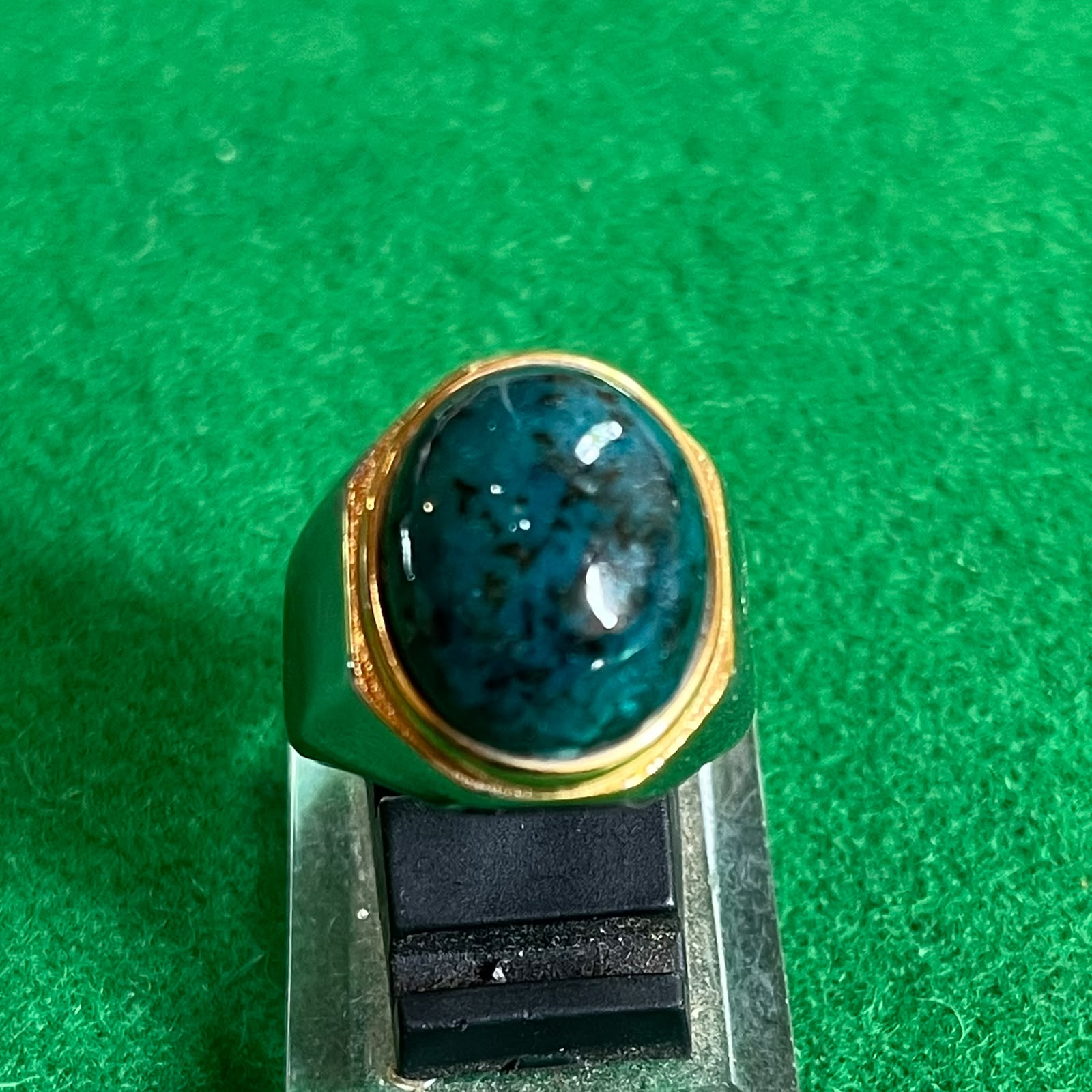 Batu Bacan Totol Hitam