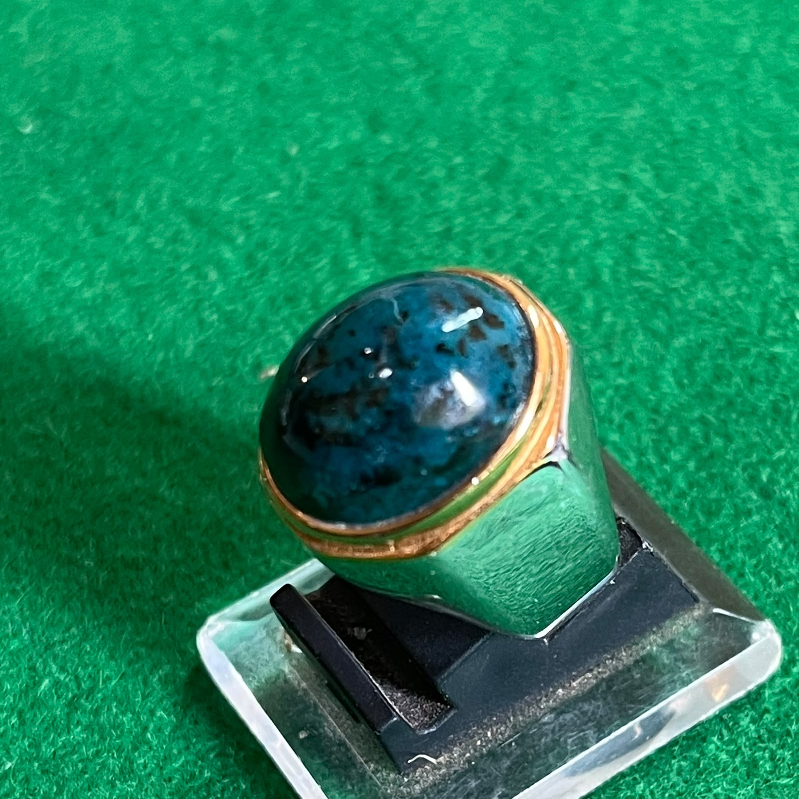 Batu Bacan Totol Hitam