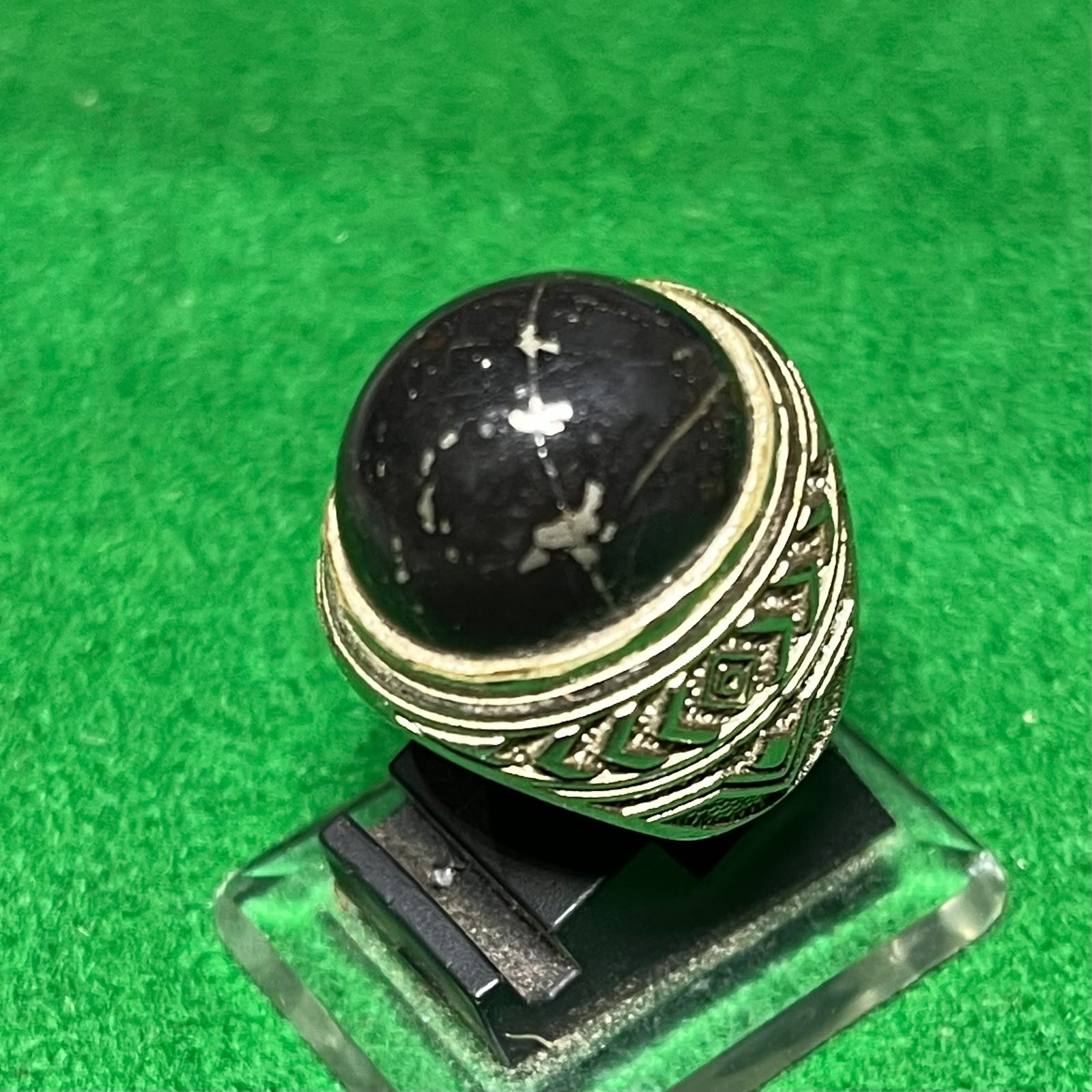 Batu Badar Besi Hitam Serat Perak