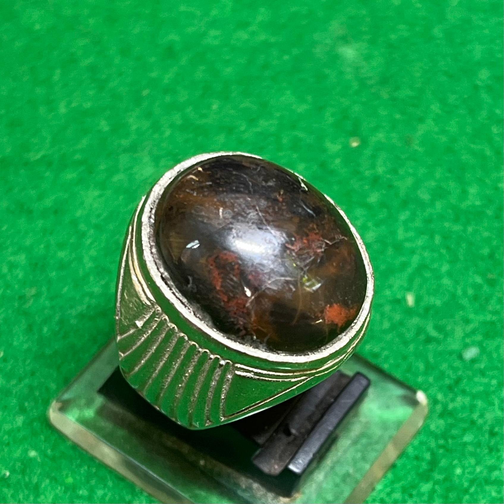 Batu Badar Besi Hitam