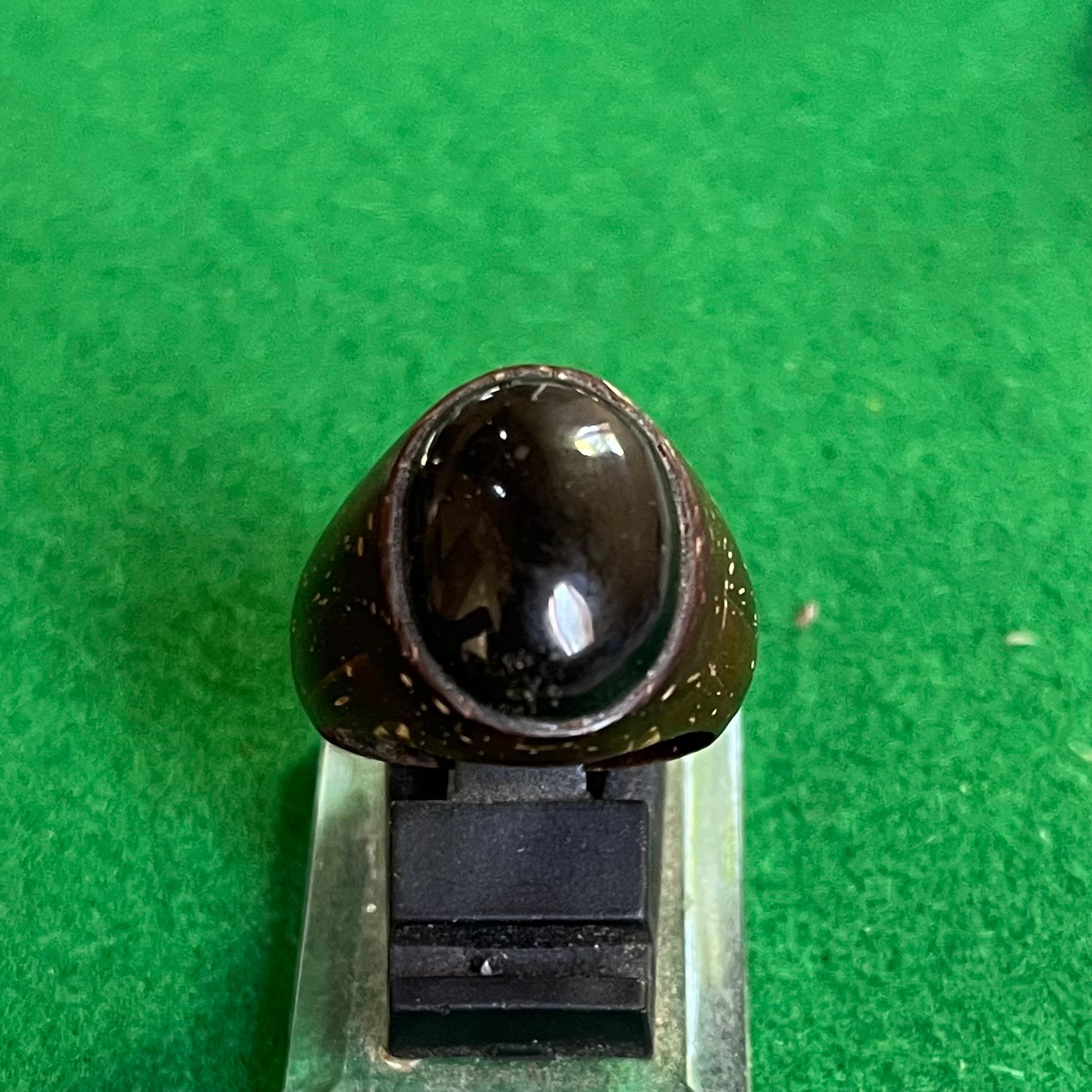 Batu Fosil Kelor Hitam Ring Batok Kelapa