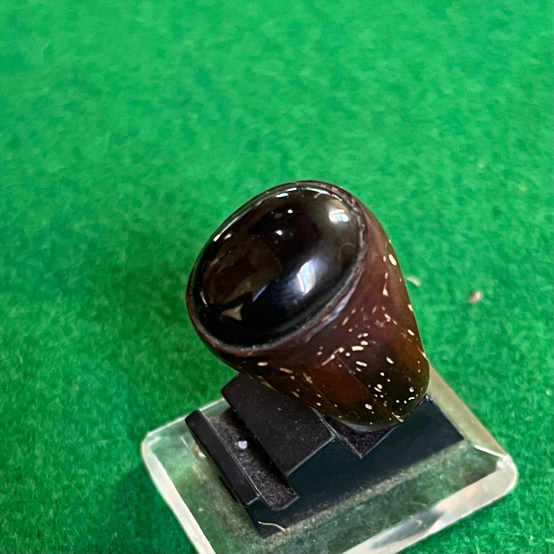 Batu Fosil Kelor Hitam Ring Batok Kelapa