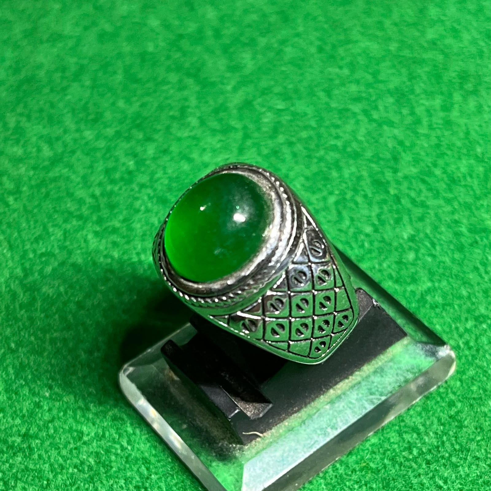 Batu Giok Hijau Burma